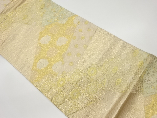 リサイクル　切り嵌め風花唐草に有職模様織出し袋帯